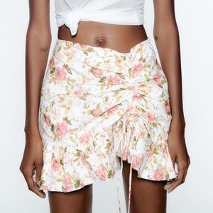 Zara Printed Floral Mini Skirt | Size L | NWT